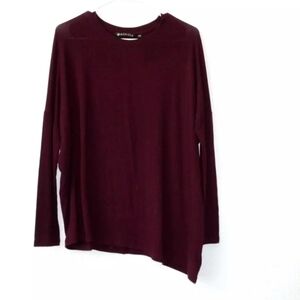 Athleta Cloudlight Long Sleeve Asymmetrical Oversized Active Top